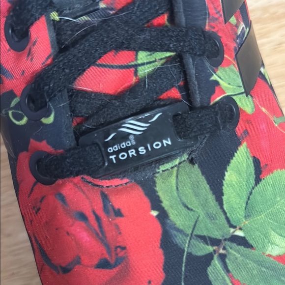 Adidas ZX Flux Floral Black and Red Sneakers - Picture 5 of 5